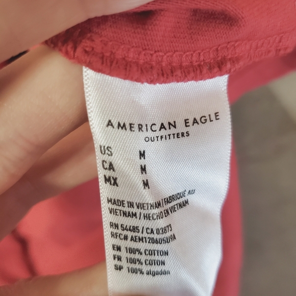 American Eagle X Disney. Red T-Shirt with Mickey Mouse Fireworks Design. M. - Picture 4 of 8